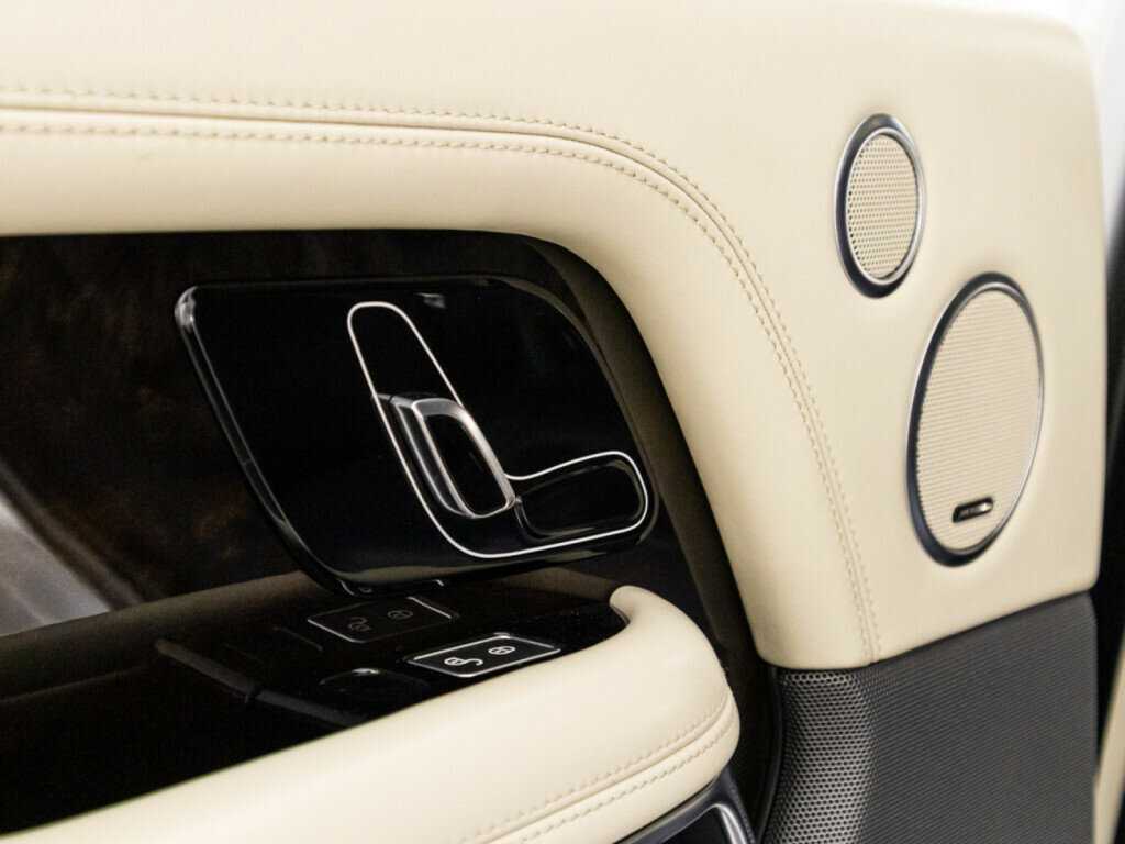 Land Rover Range Rover 2019 года с пробегом. Фото: #28