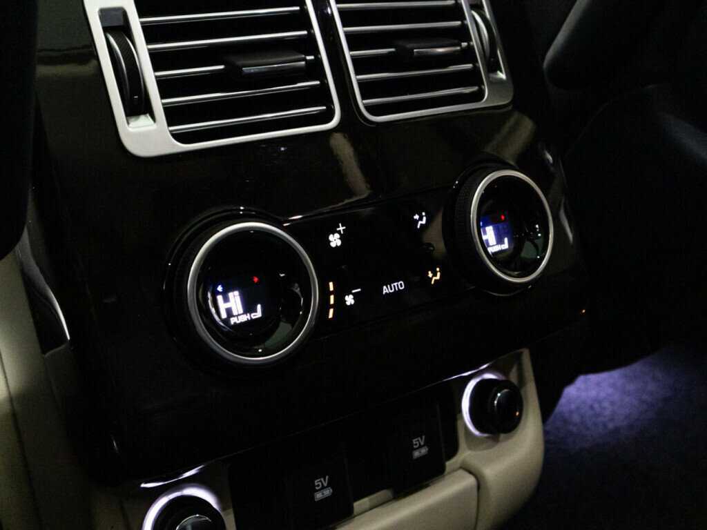 Land Rover Range Rover 2019 года с пробегом. Фото: #29