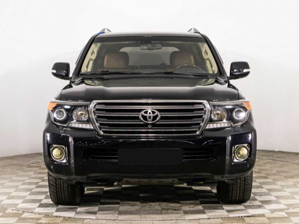 Toyota Land Cruiser 2014 года с пробегом. Фото: #1