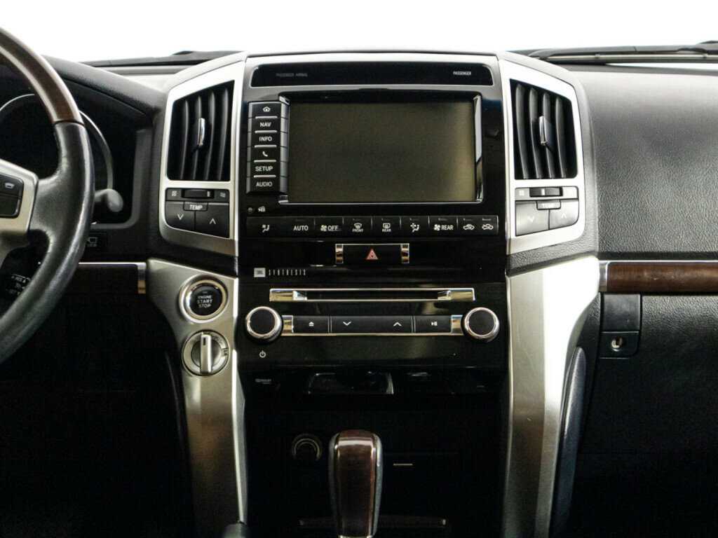 Toyota Land Cruiser 2014 года с пробегом. Фото: #13