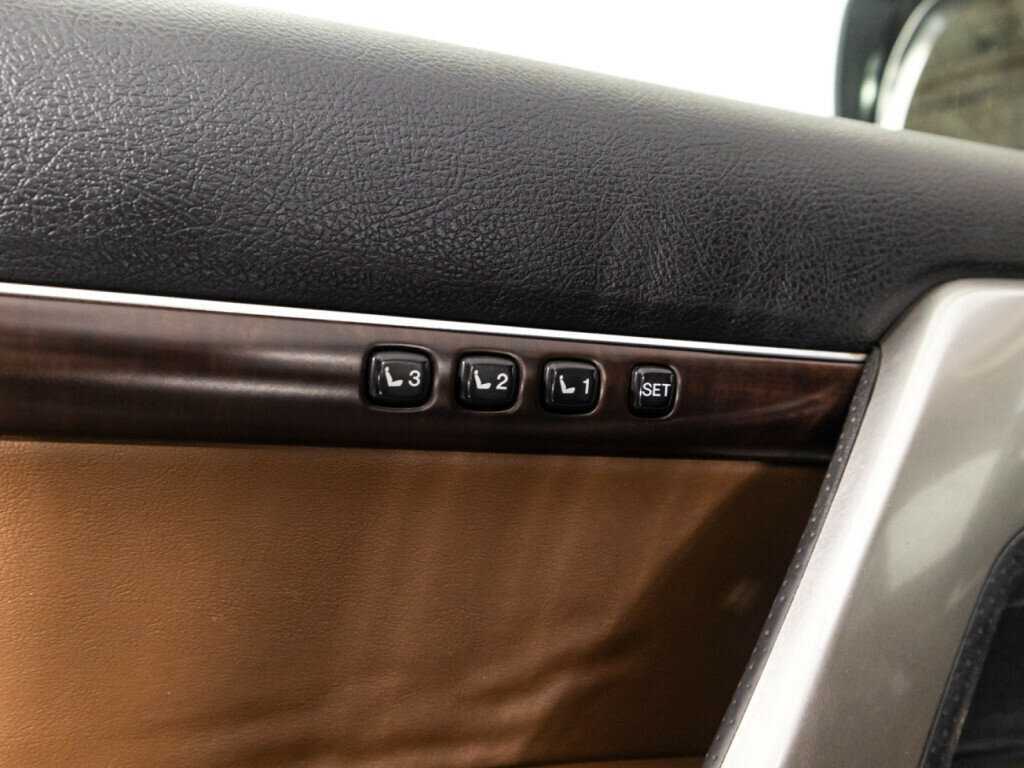 Toyota Land Cruiser 2014 года с пробегом. Фото: #16