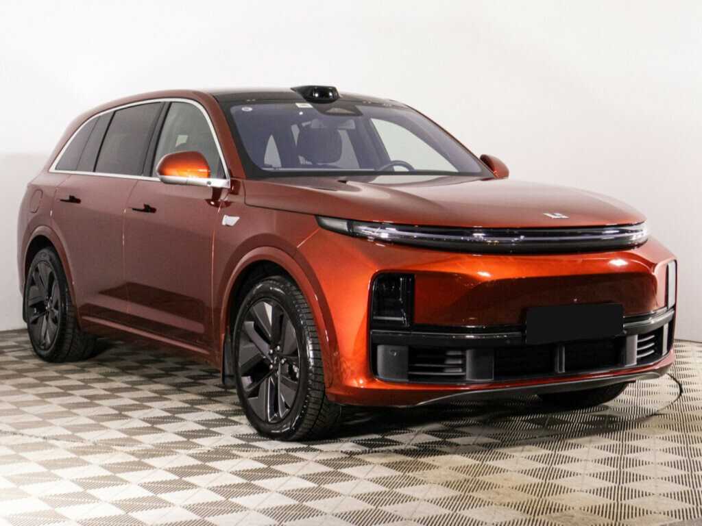 LiXiang L7 2023 года с пробегом. Фото: #2