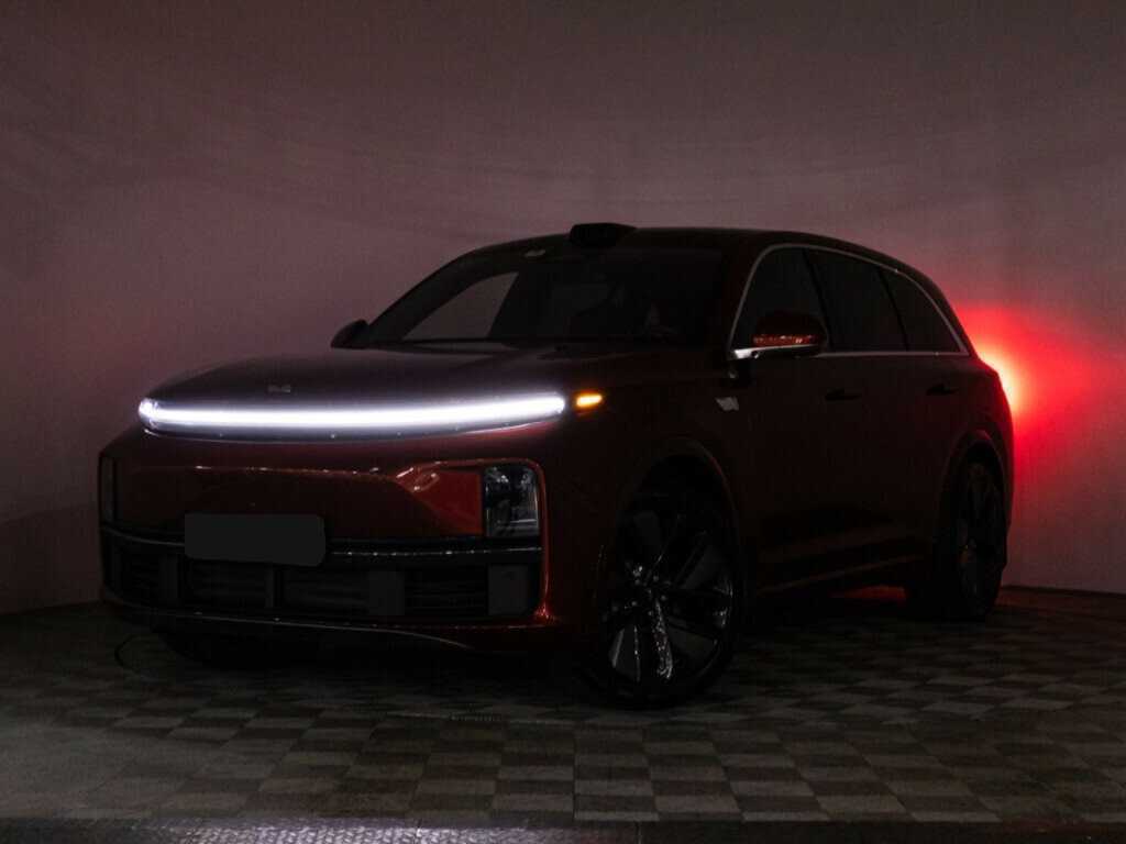 LiXiang L7 2023 года с пробегом. Фото: #30