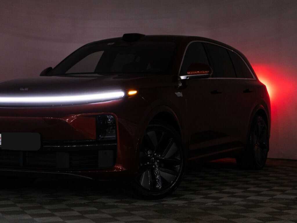 LiXiang L7 2023 года с пробегом. Фото: #31