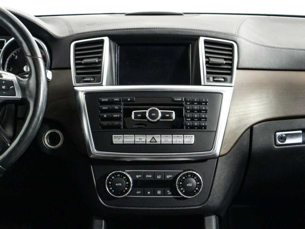 Mercedes-Benz GL-Класс 2015 года с пробегом. Фото: #13