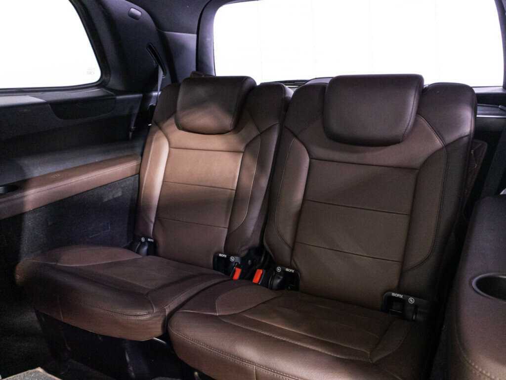 Mercedes-Benz GL-Класс 2015 года с пробегом. Фото: #15