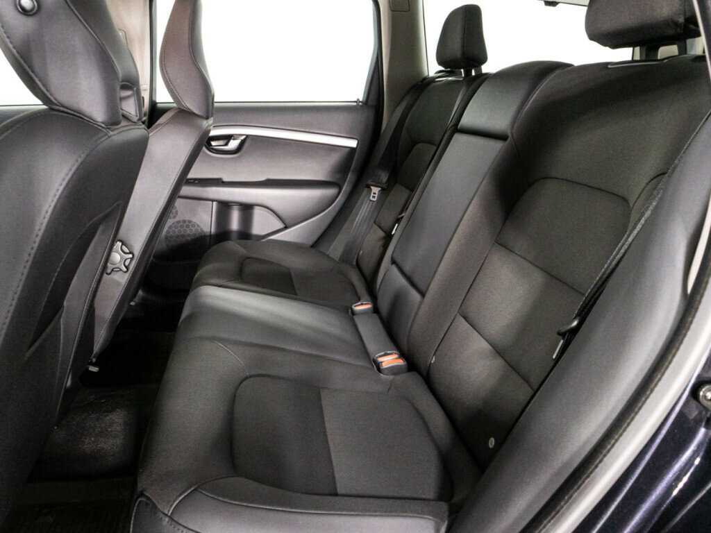 Volvo XC70 2011 года с пробегом. Фото: #9