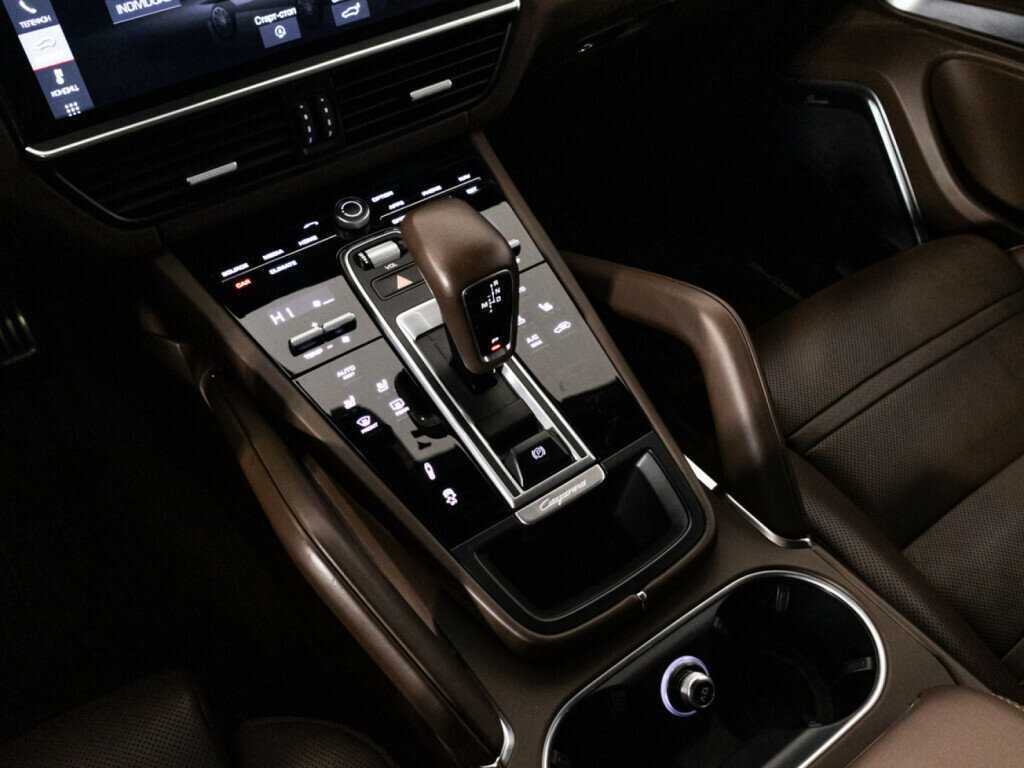 Porsche Cayenne 2018 года с пробегом. Фото: #22