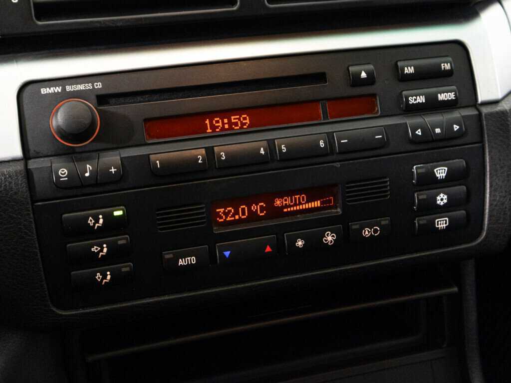 BMW 3 серии 2002 года с пробегом. Фото: #14