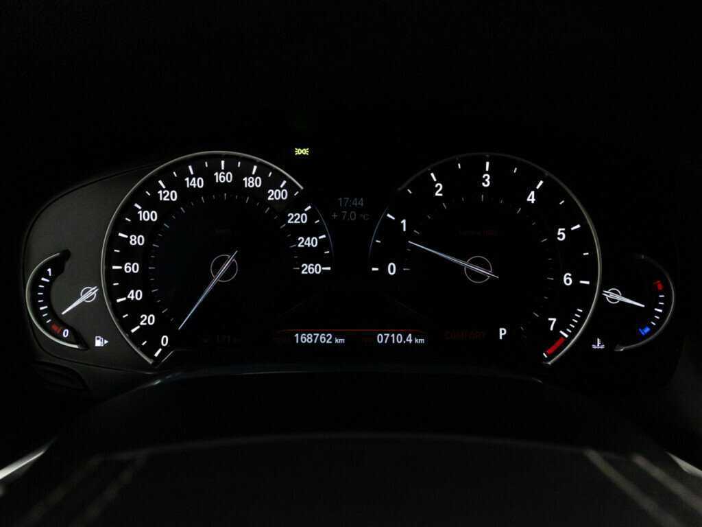 BMW 7 серии 2016 года с пробегом. Фото: #9