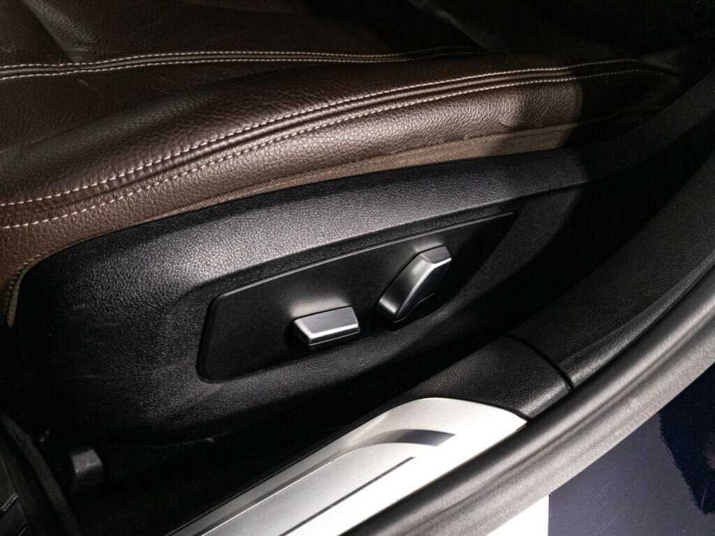 BMW 7 серии 2016 года с пробегом. Фото: #14