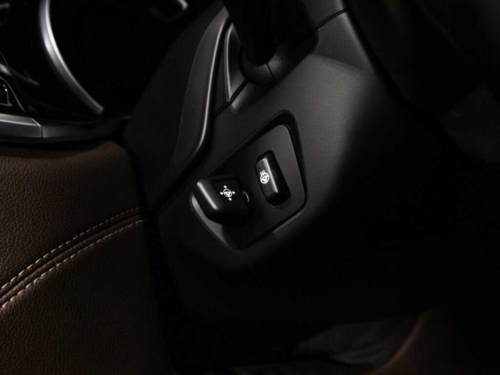 BMW 7 серии 2016 года с пробегом. Фото: #19