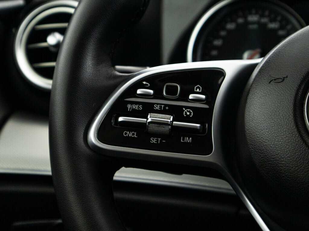 Mercedes-Benz E-Класс 2019 года с пробегом. Фото: #19