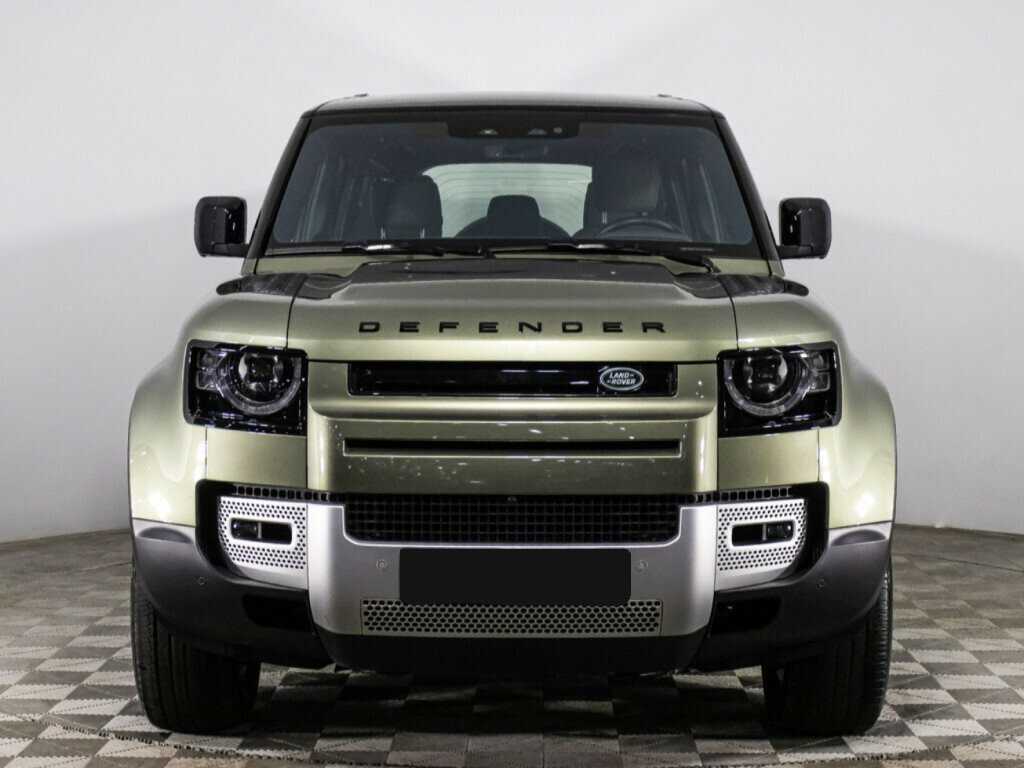 Land Rover Defender 2021 года с пробегом. Фото: #1