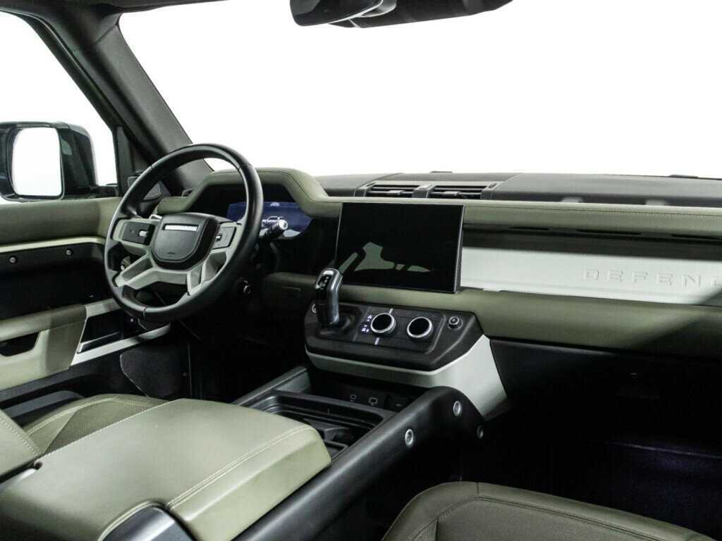 Land Rover Defender 2021 года с пробегом. Фото: #8