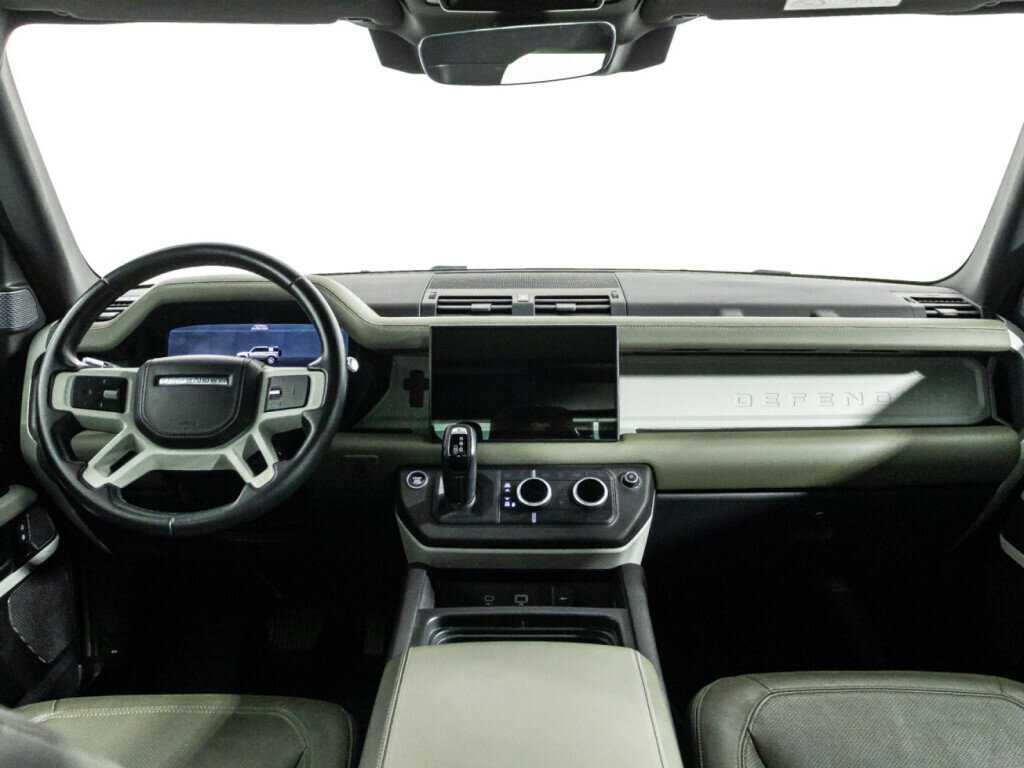 Land Rover Defender 2021 года с пробегом. Фото: #12