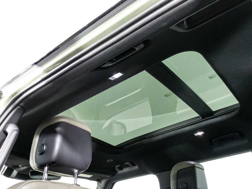 Land Rover Defender 2021 года с пробегом. Фото: #15