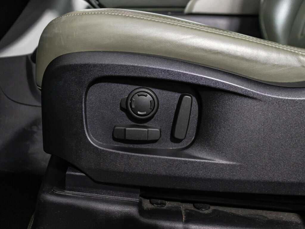 Land Rover Defender 2021 года с пробегом. Фото: #16