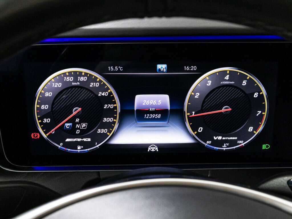 Mercedes-Benz E-Класс AMG 2018 года с пробегом. Фото: #11