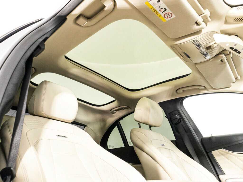 Mercedes-Benz E-Класс AMG 2018 года с пробегом. Фото: #24