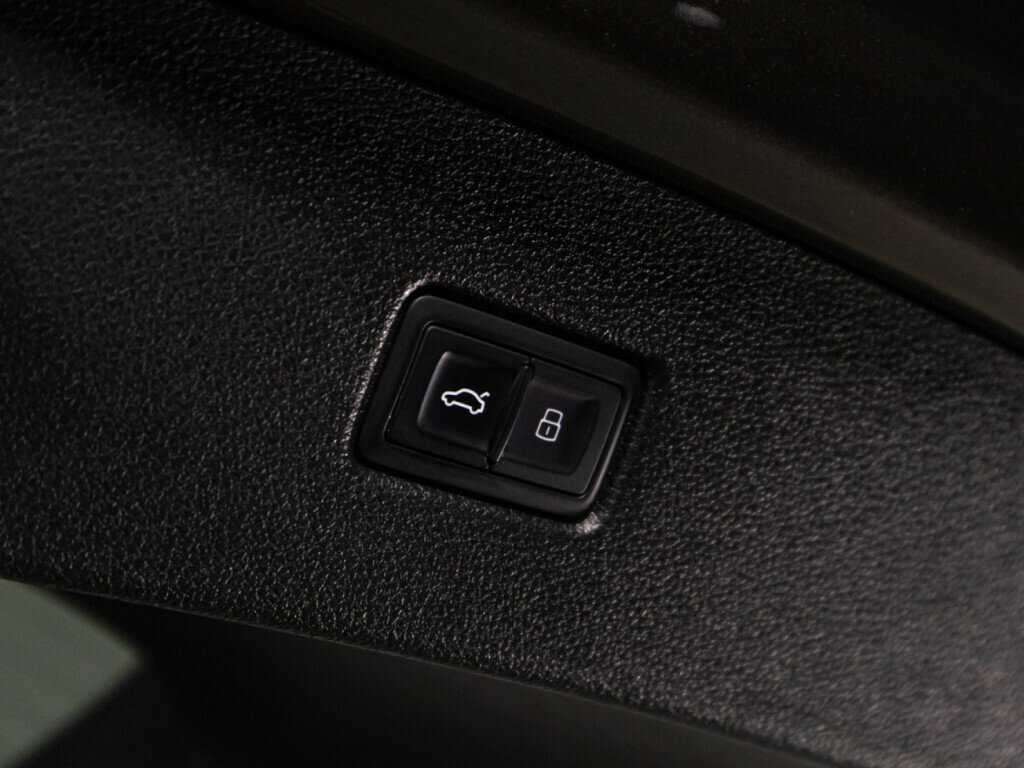 Audi Q7 2015 года с пробегом. Фото: #13