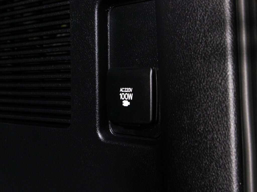 Toyota Land Cruiser Prado 2022 года с пробегом. Фото: #14