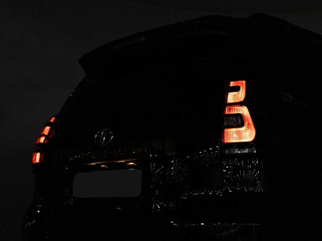 Toyota Land Cruiser Prado 2022 года с пробегом. Фото: #25