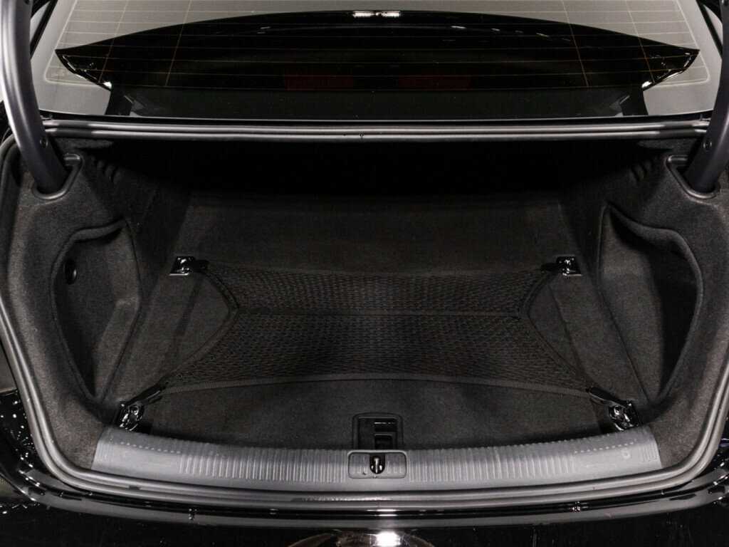 Audi A4 2016 года с пробегом. Фото: #14