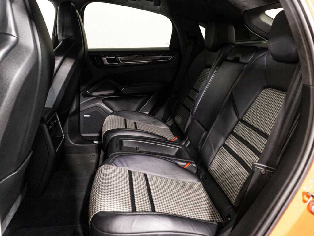 Porsche Cayenne 2019 года с пробегом. Фото: #9