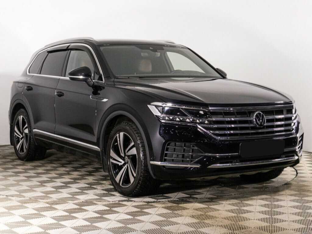 Volkswagen Touareg 2022 года с пробегом. Фото: #2