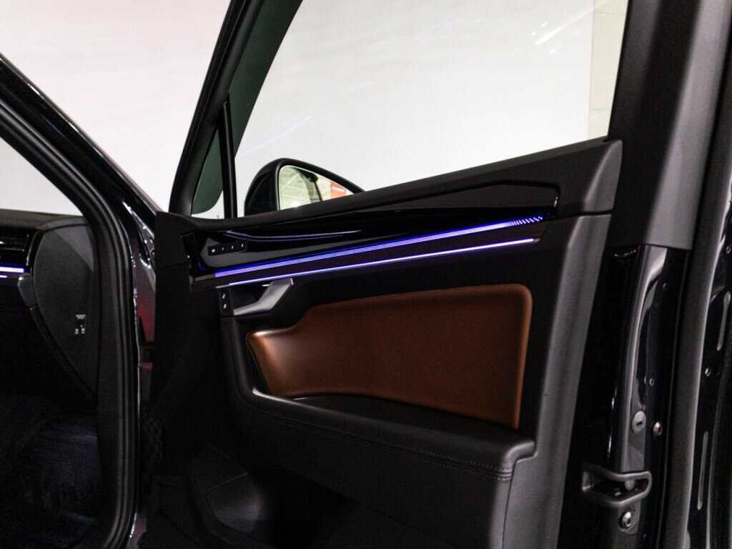 Volkswagen Touareg 2022 года с пробегом. Фото: #26