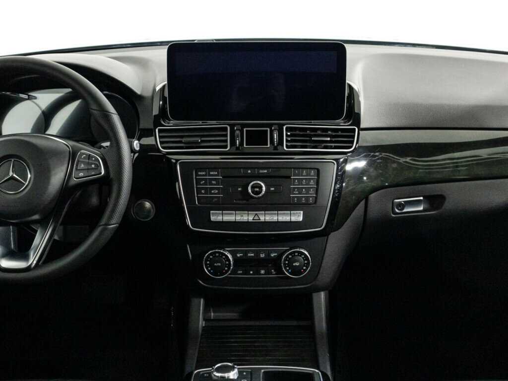 Mercedes-Benz GLE 2017 года с пробегом. Фото: #13