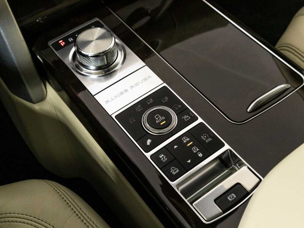 Land Rover Range Rover 2017 года с пробегом. Фото: #27