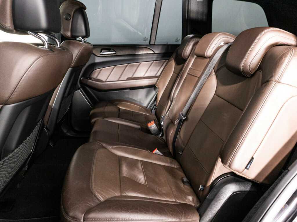 Mercedes-Benz GL-Класс 2015 года с пробегом. Фото: #7