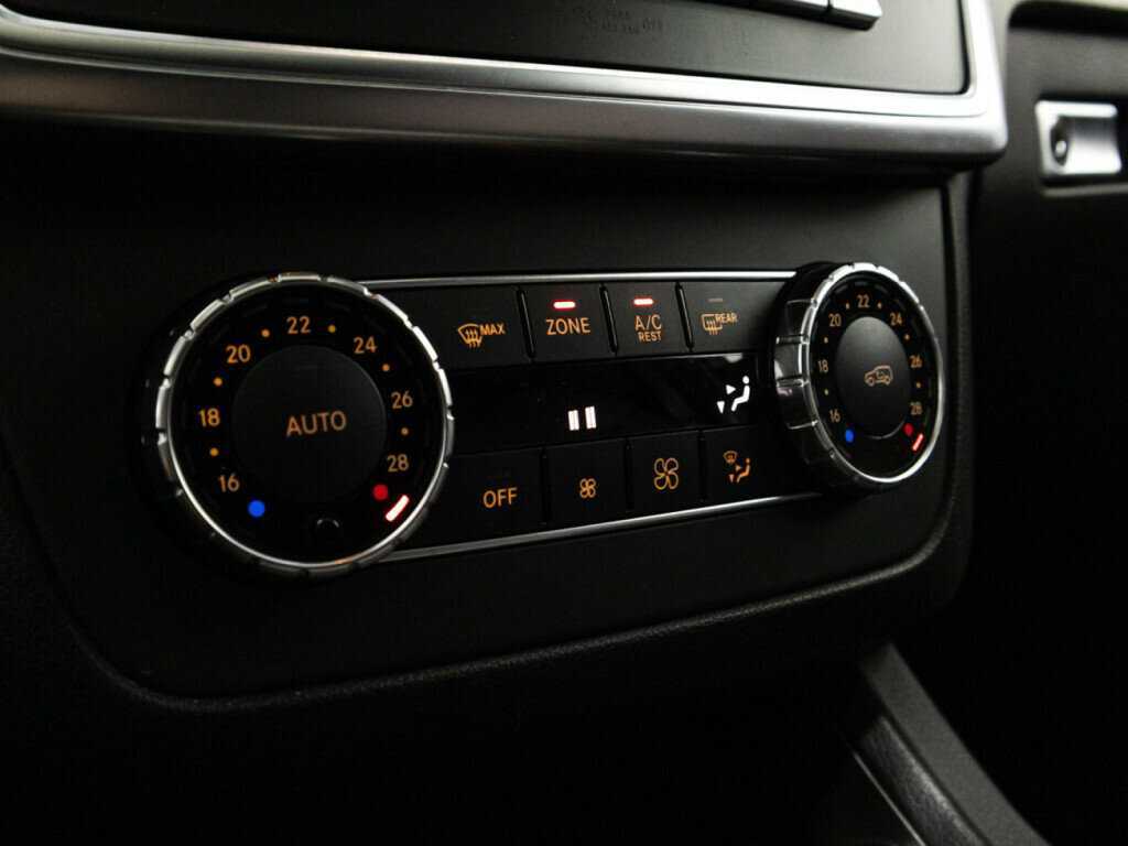 Mercedes-Benz GL-Класс 2015 года с пробегом. Фото: #16