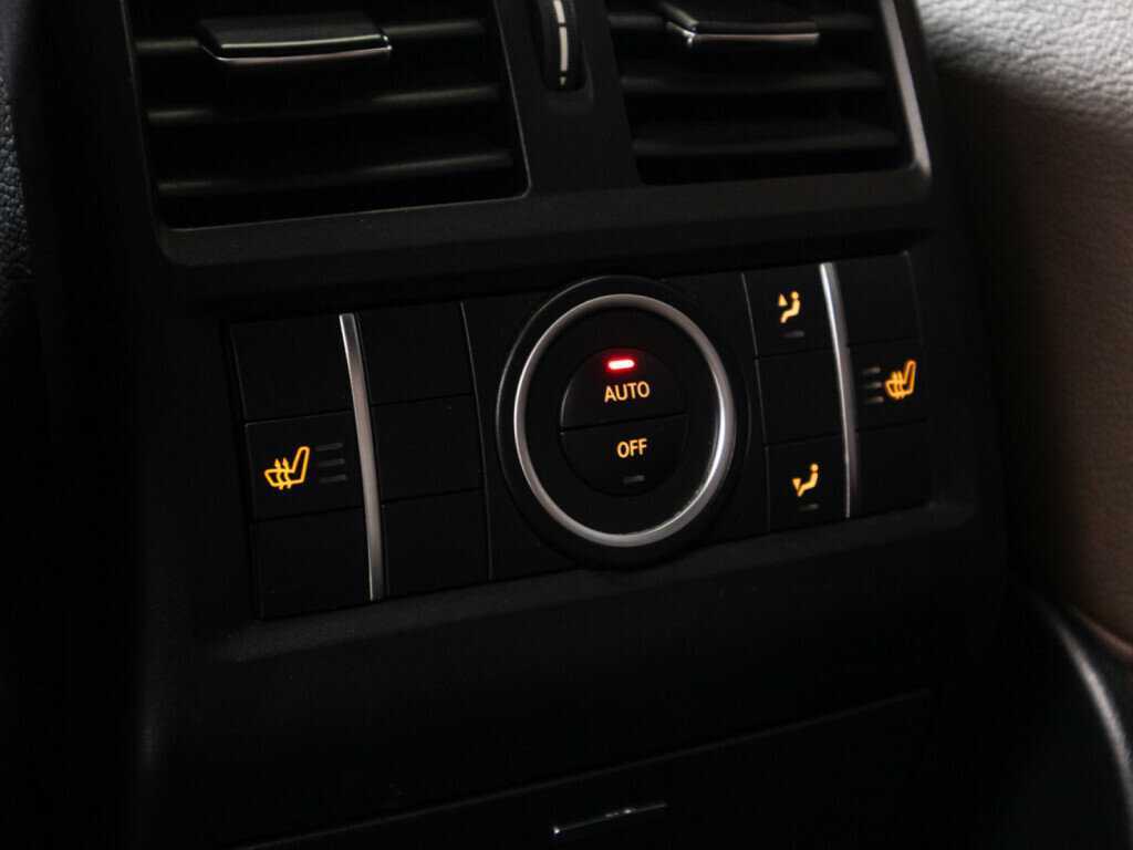 Mercedes-Benz GL-Класс 2015 года с пробегом. Фото: #19