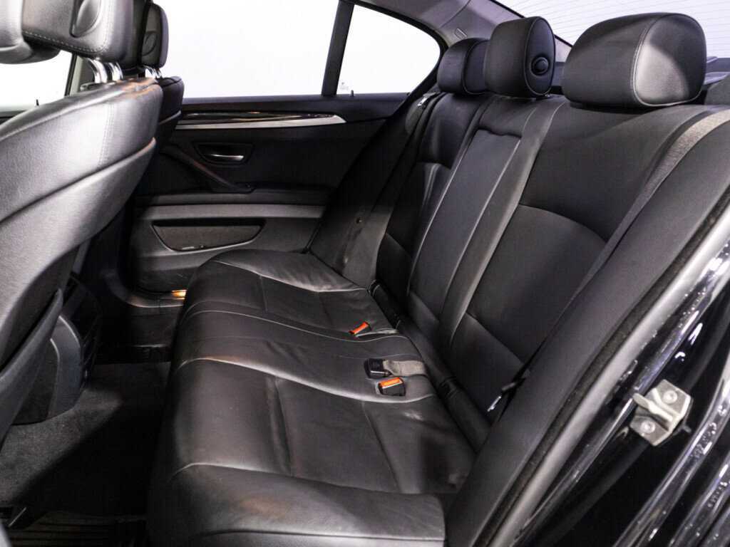 BMW 5 серии 2013 года с пробегом. Фото: #9