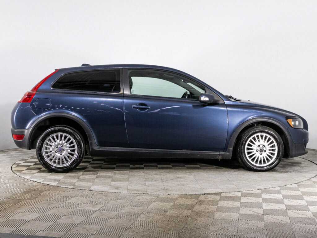 Volvo C30 2008 года с пробегом. Фото: #3