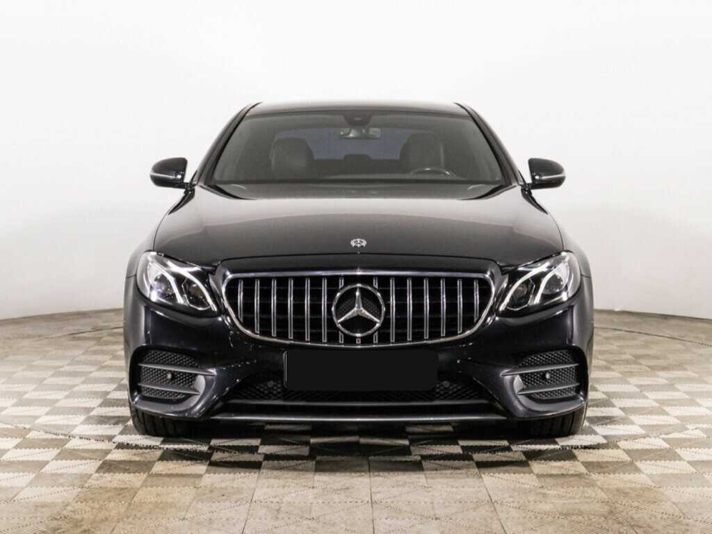 Mercedes-Benz E-Класс 2019 года с пробегом. Фото: #1
