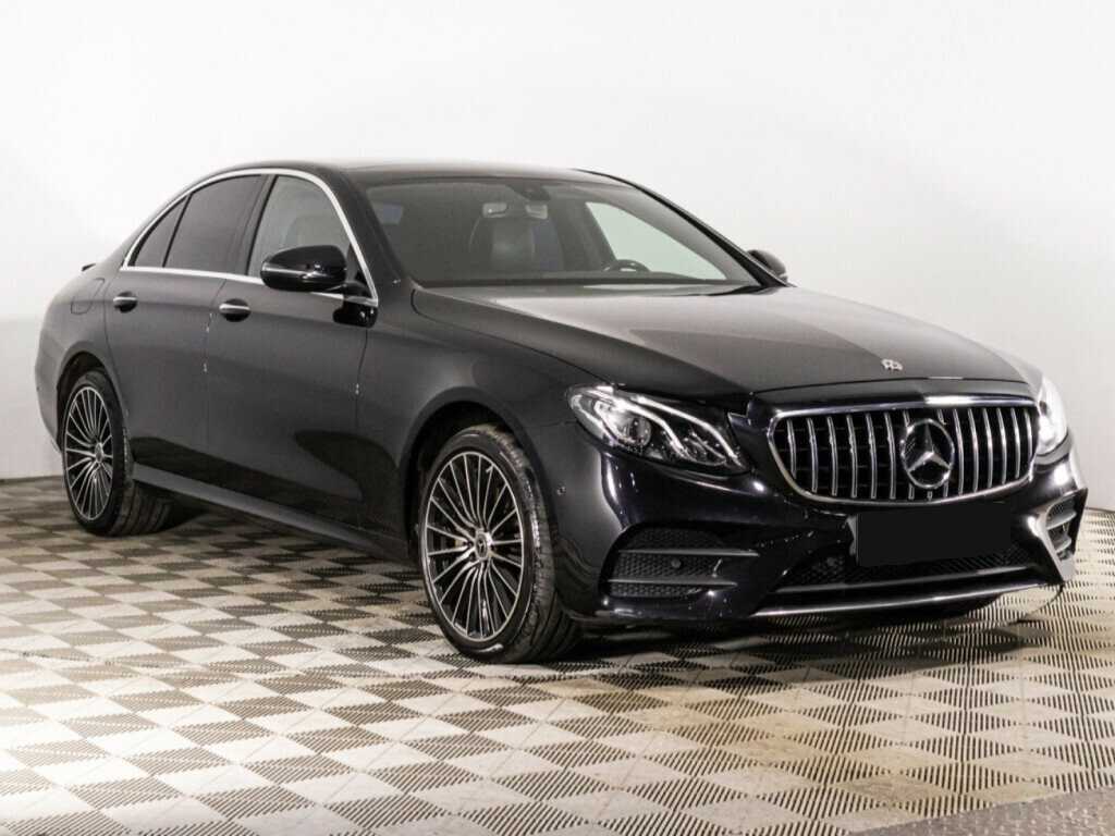 Mercedes-Benz E-Класс 2019 года с пробегом. Фото: #2