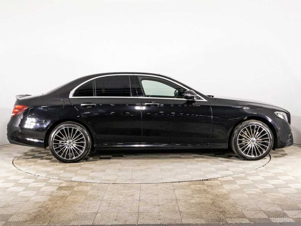 Mercedes-Benz E-Класс 2019 года с пробегом. Фото: #3