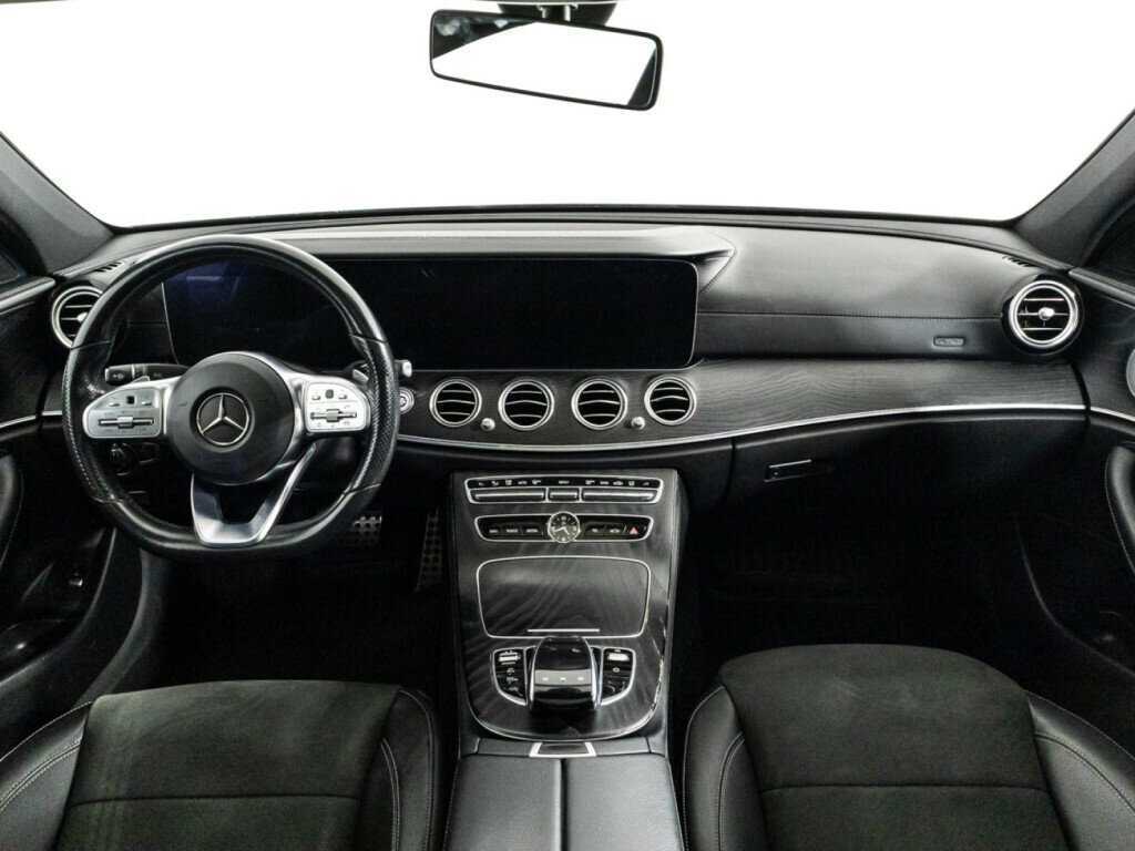 Mercedes-Benz E-Класс 2019 года с пробегом. Фото: #12