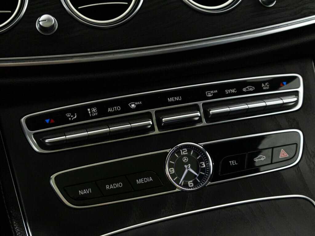 Mercedes-Benz E-Класс 2019 года с пробегом. Фото: #17