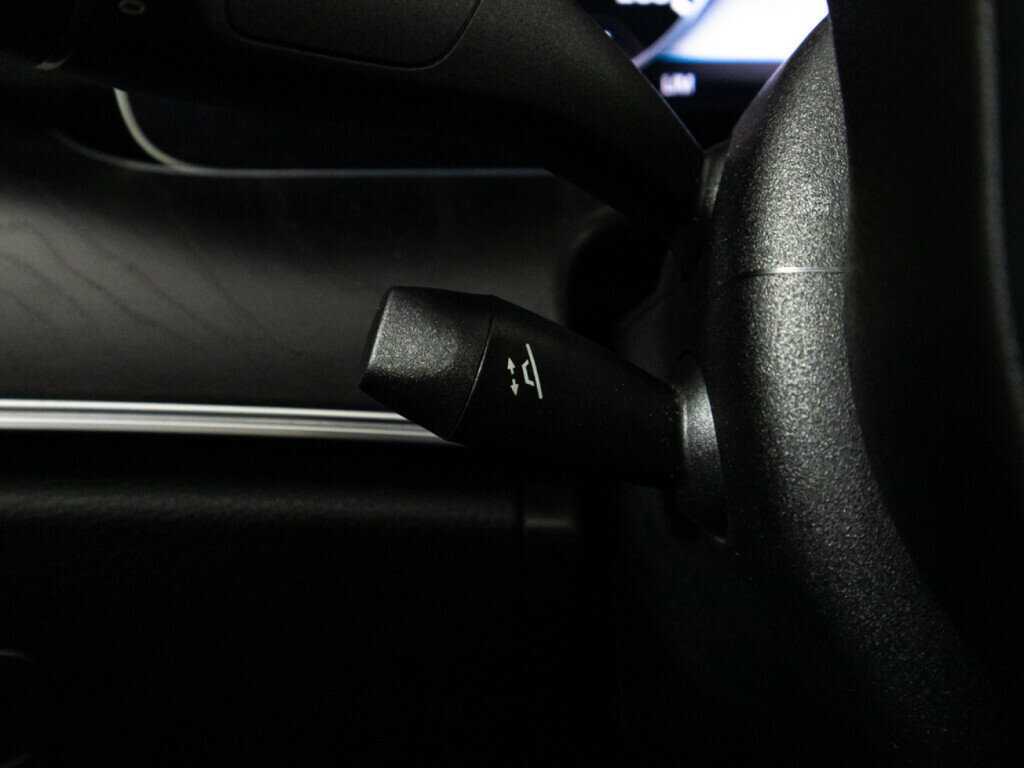 Mercedes-Benz E-Класс 2019 года с пробегом. Фото: #19