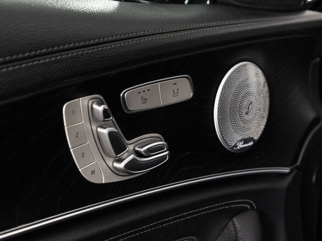 Mercedes-Benz E-Класс 2019 года с пробегом. Фото: #21