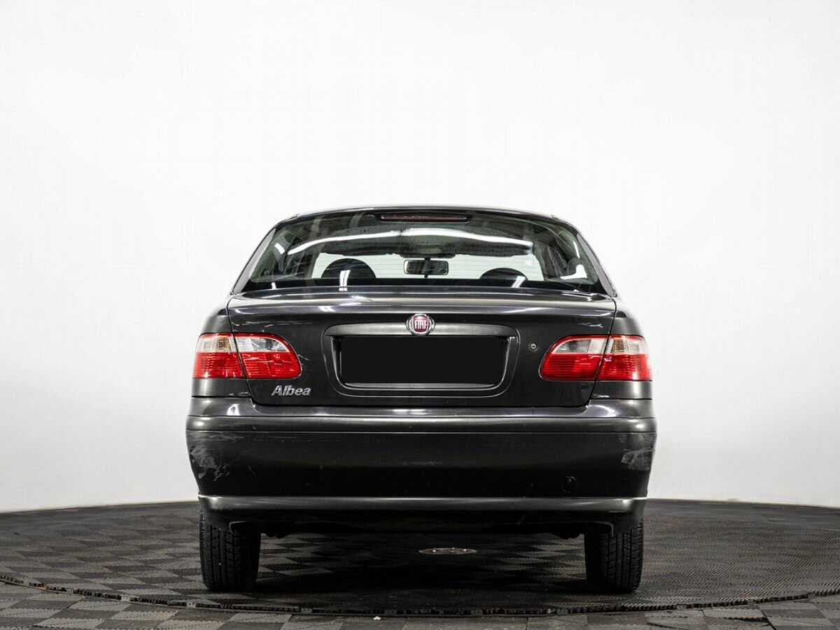 Fiat Albea 2008 года с пробегом. Фото: #4