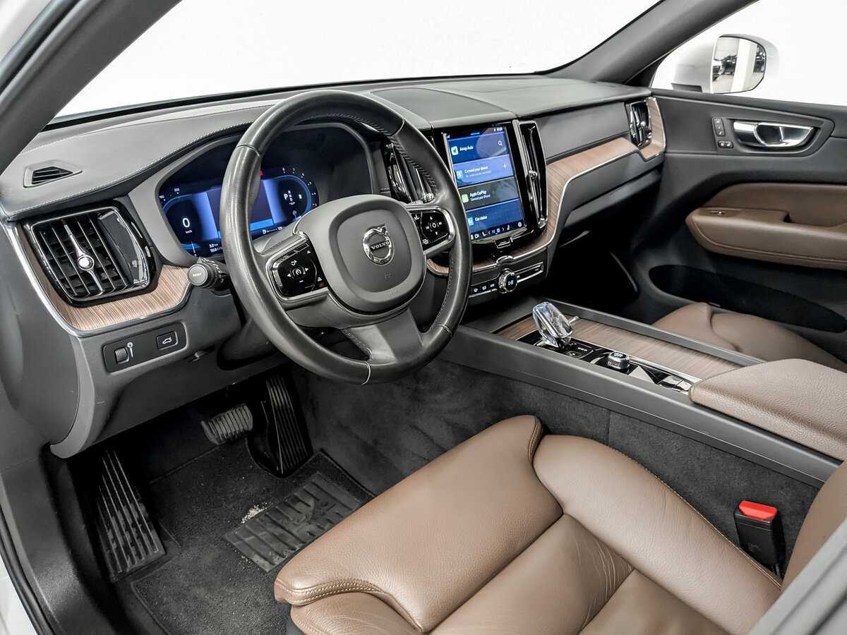 Volvo XC60 2021 года с пробегом. Фото: #15