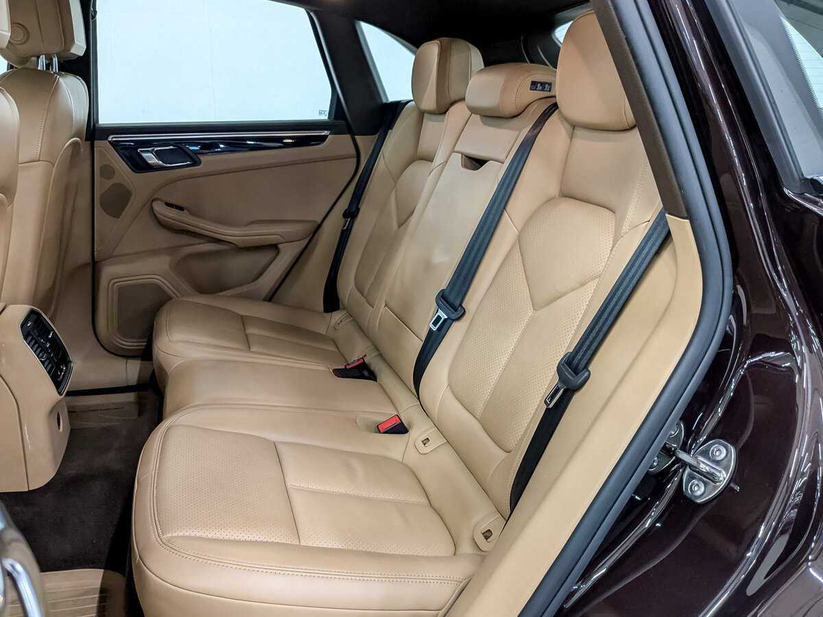 Porsche Macan 2017 года с пробегом. Фото: #11