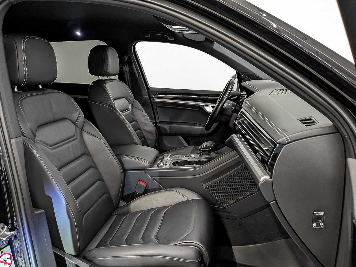 Volkswagen Touareg 2019 года с пробегом. Фото: #22