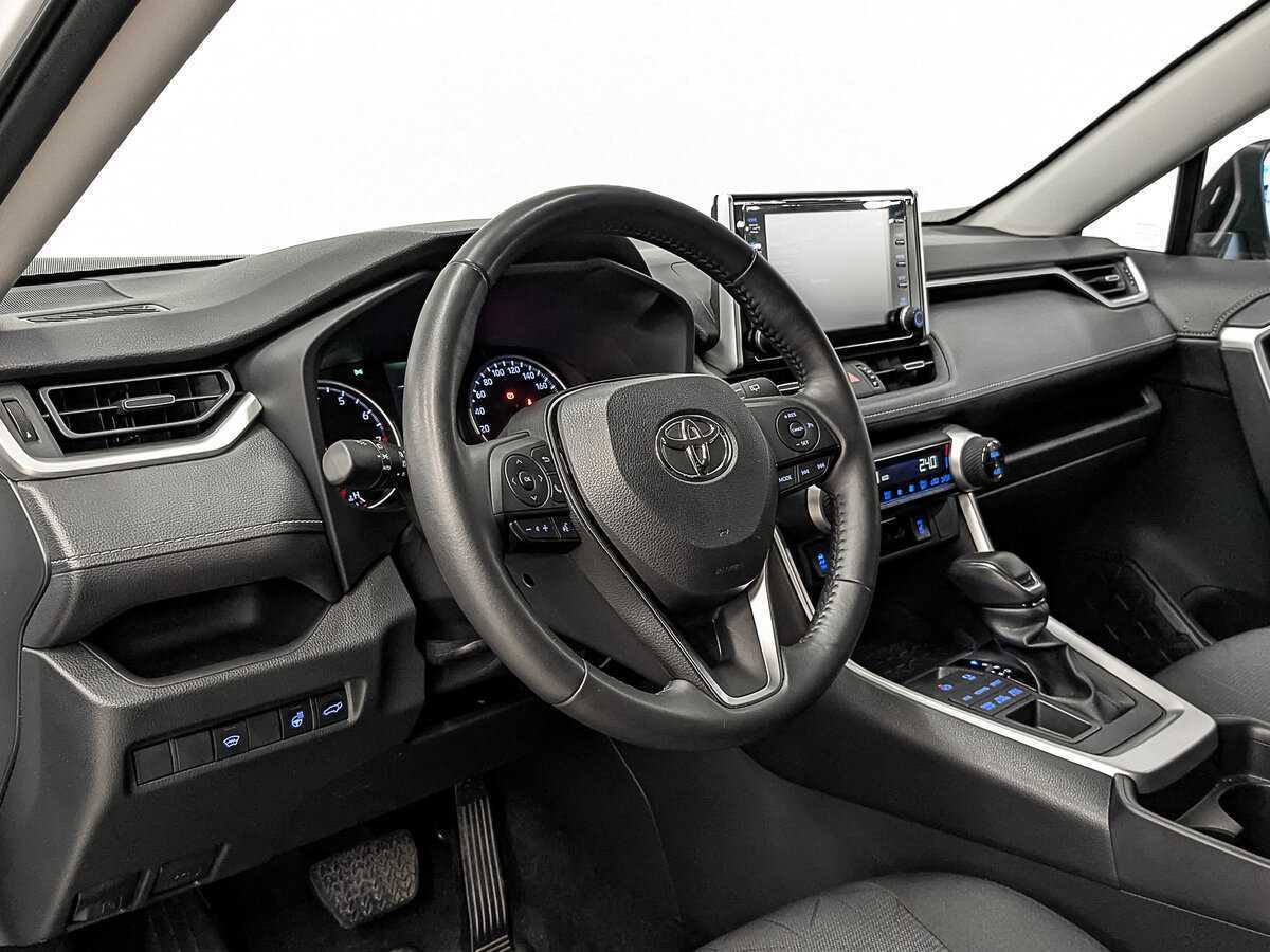 Toyota RAV4 2022 года с пробегом. Фото: #14